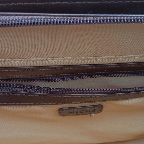 Miche purse with faux alligator skin magnetic wrap - Picture 4 of 4